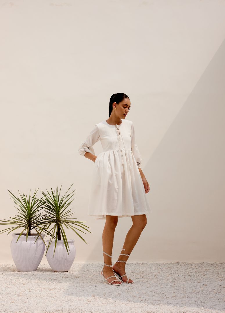 Mid Summer Dress - White